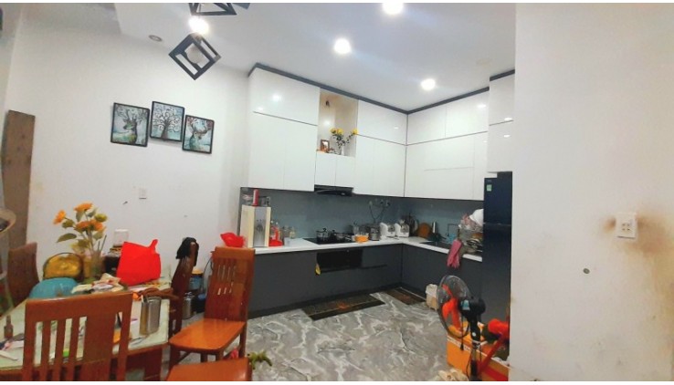Bán nhà Tăng Nhơn Phú A quận 9, Hẻm ô tô, 3 Tầng, 80 m2, Ngang 6m, chỉ 5.9 tỷ